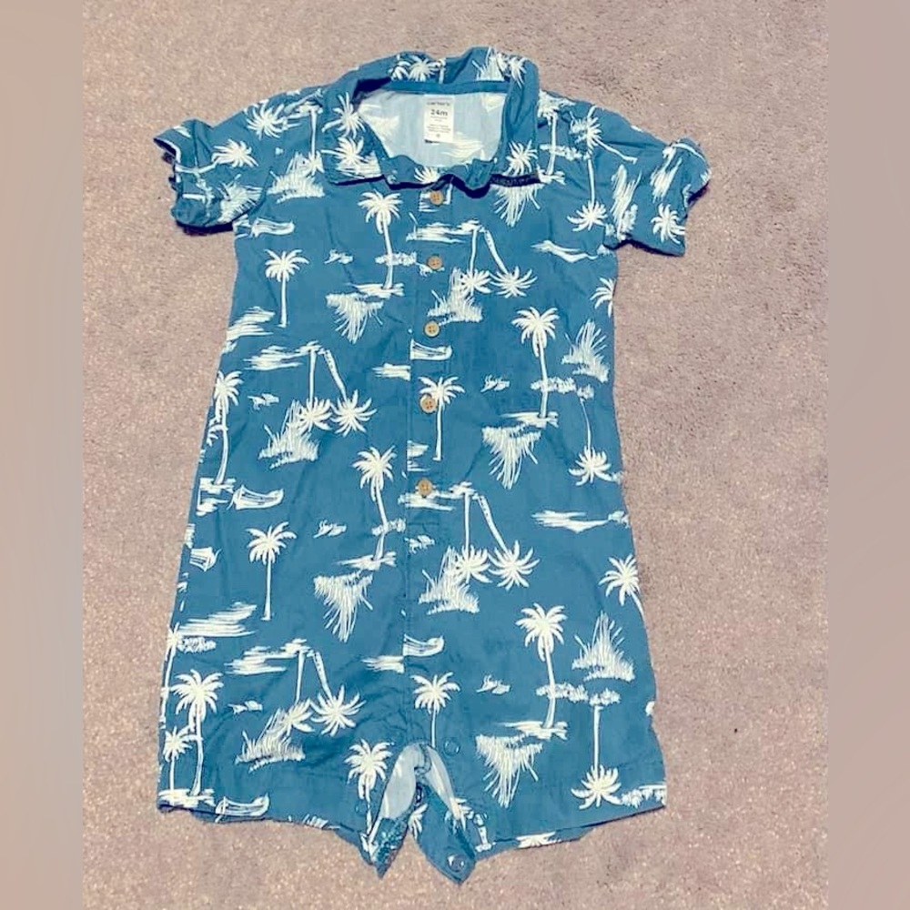 Baby boy 24 months carters short romper. Worn twice